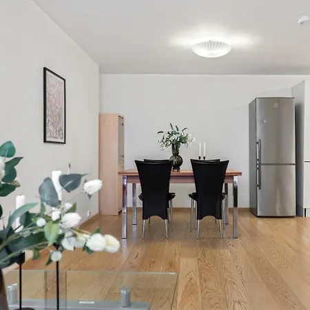 Vaulen Apartment, Private Entrance And Parking Apartmán Stavanger