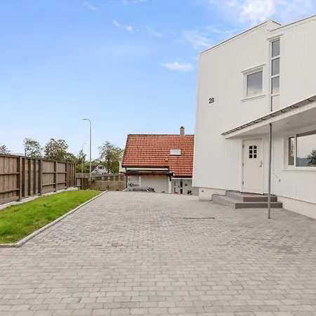 Vaulen Apartment, Private Entrance And Parking Apartmán Stavanger